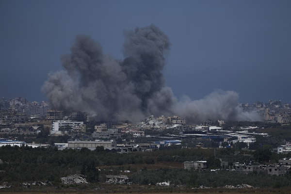 More Israeli airstrikes against Gaza in headline news & world news