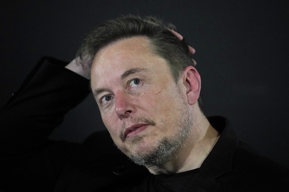 Elon Musk in bulletin news & news online