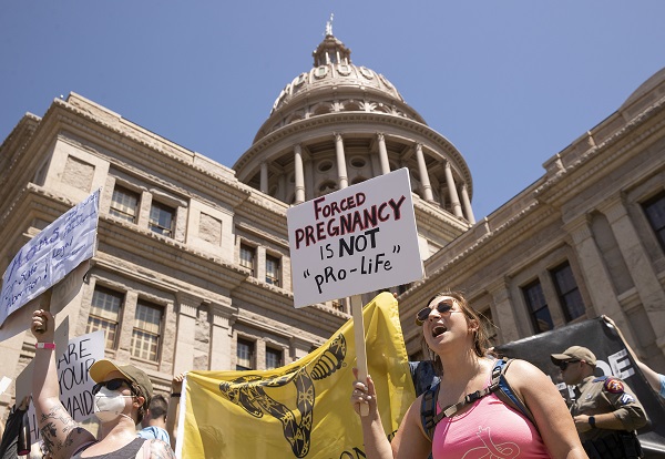 Protests against Texas abortion bans in breaking news & news online