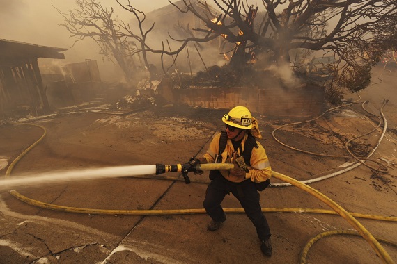 wildfire Los Angeles online news bulletin news north american news